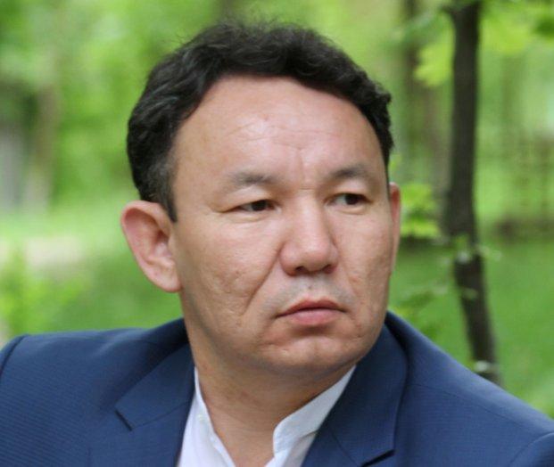 Маралтай РАЙЫМБЕКОВ, ақын, ҚР Президенті грантының лауреаты: СӨЗДIҢ КИЕСI СIҢБЕЙIНШЕ, ӨЛЕҢДI ЖАЗБАЙМЫН